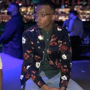 Meet your Posher, Akil